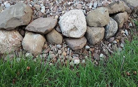 short stone wall