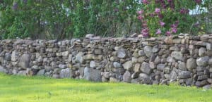 Building a Dry Stack Stone Wall - Backyard Water Garden