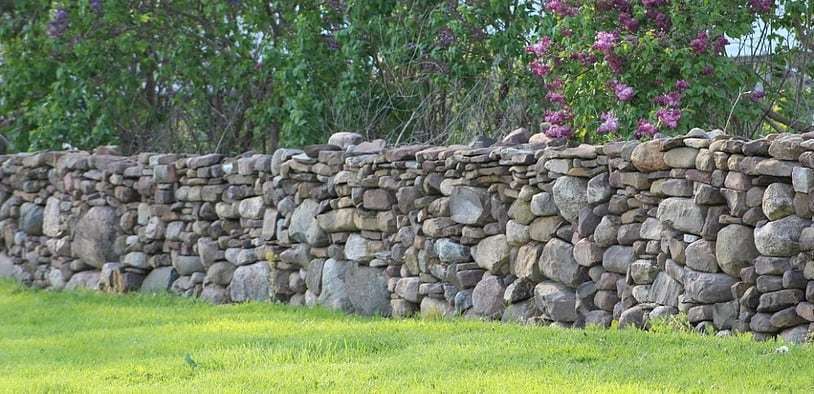 Dry Stacked Rock Wall